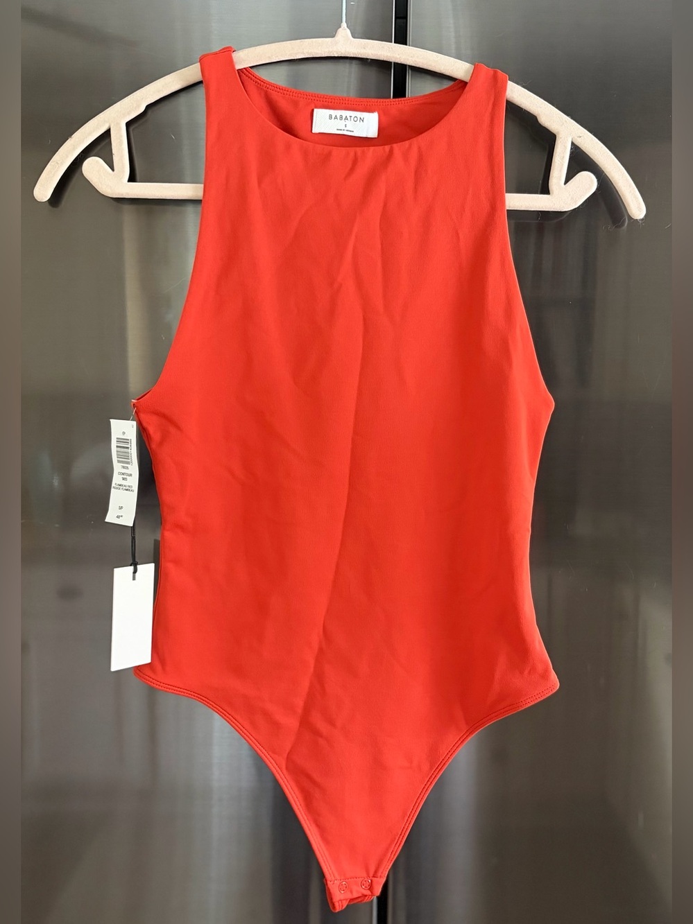 NWT Aritzia Babaton Contour 90s Thong Back Bodysuit Sz S Flambeau Red